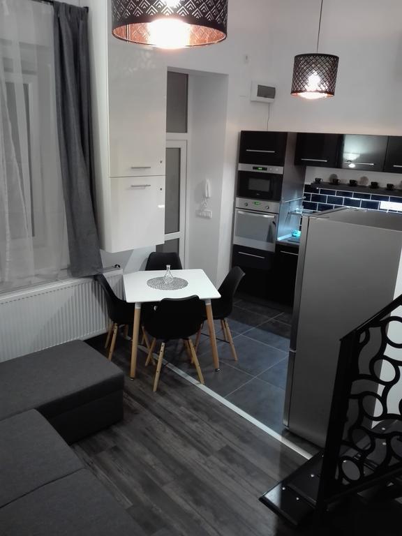 Downtown Deluxe Apartment Эгер Экстерьер фото