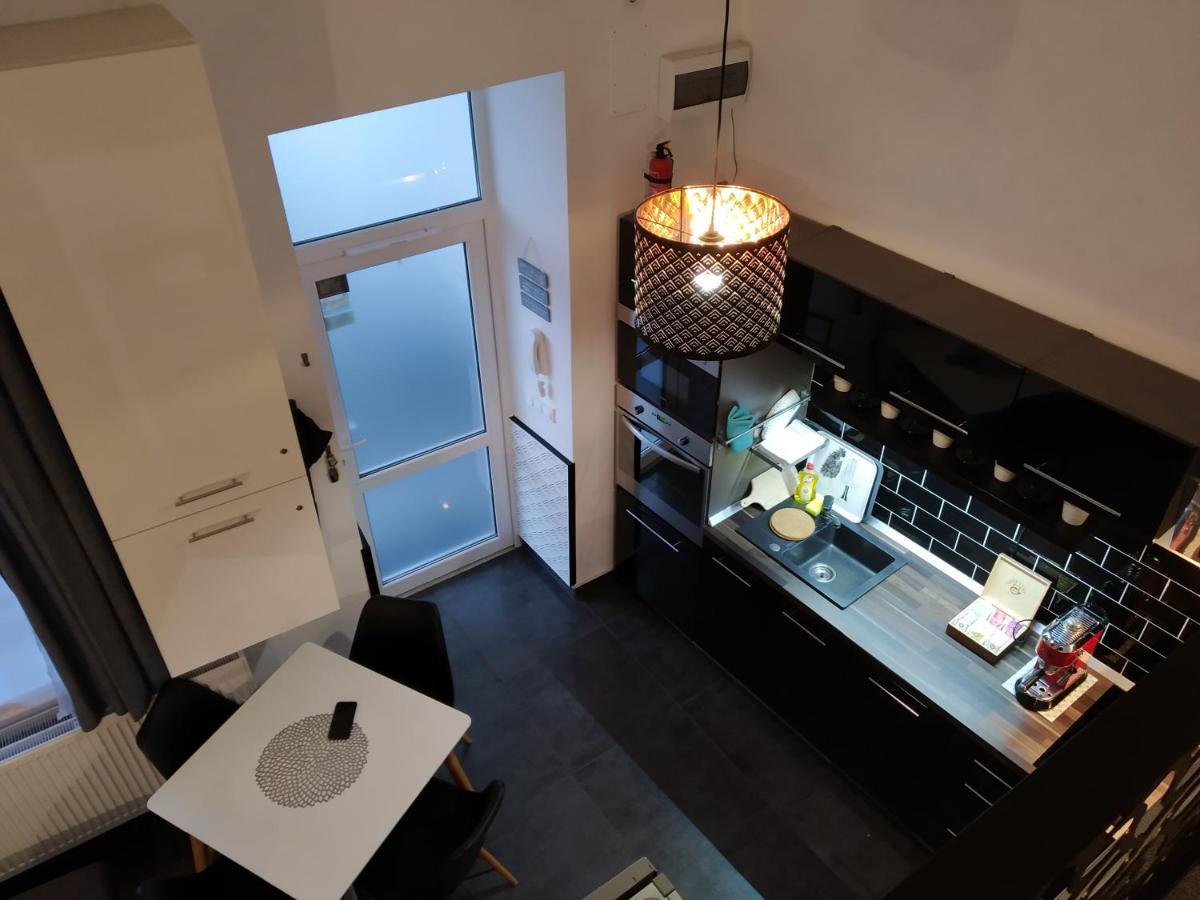 Downtown Deluxe Apartment Эгер Экстерьер фото